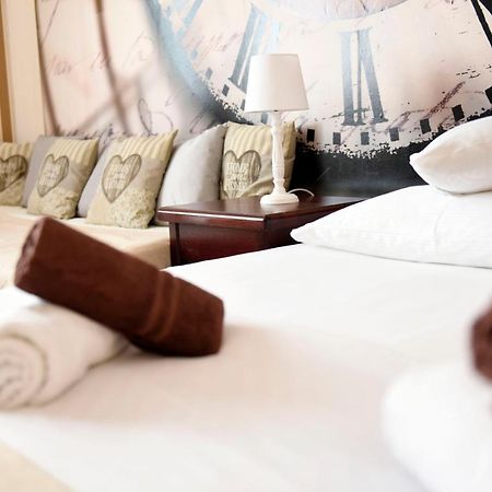 Apartament City, Clock Krosno Luaran gambar