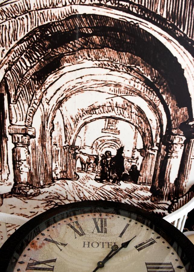 Apartament City, Clock Krosno Luaran gambar